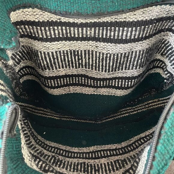 Pinzon Shoulder Bag - Picture 10 of 10